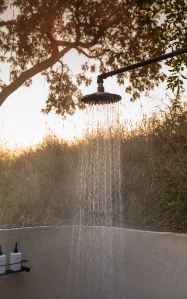 Surrender to sensory bliss with an outdoor shower at Earth Lodge. Surrender to sensory bliss with an outdoor shower at Earth Lodge.