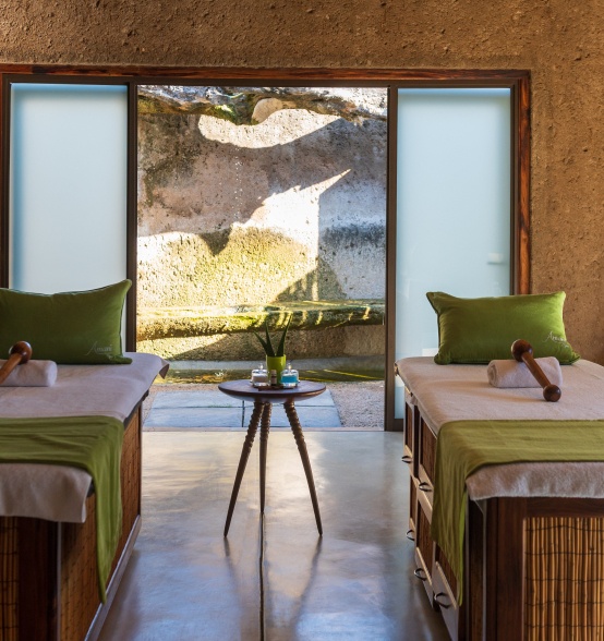 Relax and be pampered when visiting Amani Spa at Sabi Sabi Bush Lodge. Relax and be pampered when visiting Amani Spa at Sabi Sabi Bush Lodge.